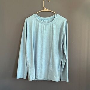 NWOT Light Blue activewear Long Sleeve Shirt